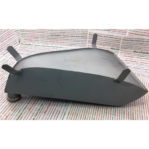 SERBATOIO TANICA BENZINA SUPPLEMENTARE 6 LITRI PER TUNNEL CENTRALE VESPA 125 150 FARO BASSO VM VN V30 V15 VB1T. MANIFATTURA ITALIANA