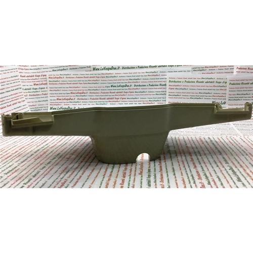 Parte inferiore coperchio sotto manubrio per VESPA COSA 125 150 200 CL CLX COSA 2 r.o. 9012005
