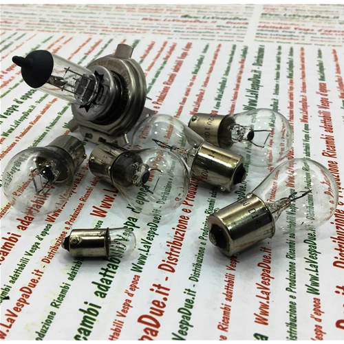 SET OF 7 12 VOLT FRONT AND REAR BULBS FOR VESPA 125 150 200 COSA 2 COMPLETE WITH INDICATOR BULBS