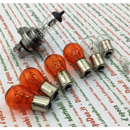 LOT DE 8 AMPOULES DE FEUX AVANT ET ARRIÈRE 12 VOLTS POUR VESPA PX 125 150 200 À PARTIR DE 1997, COMPLET AVEC AMPOULES DE CLIGNOTANTS ORANGES
