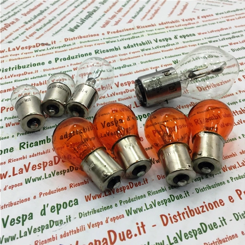 ENSEMBLE DE 8 AMPOULES 12 VOLTS AVANT ET ARRIÈRE POUR VESPA PX 80 125 150 200 ET ARCOBALENO DE 1978 À 1999, COMPLET AVEC AMPOULES DE CLIGNOTANTS ORANGES