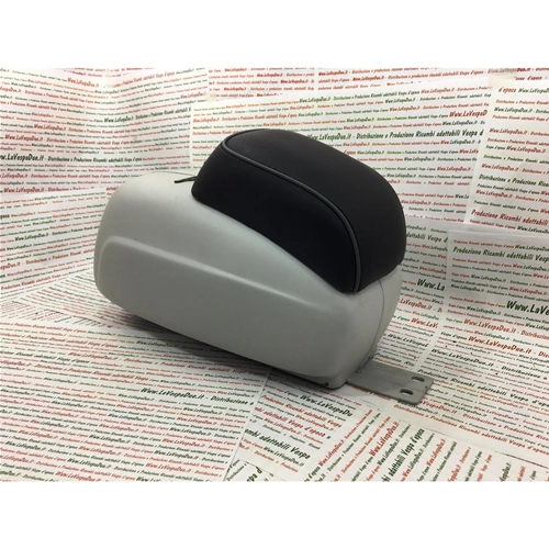 Tool box for storage and accessories, complete with cushion for VESPA 50 SS 90SS first series V9SS1T up to frame V5SS1T up to frame 1841 without groove, complete with lock