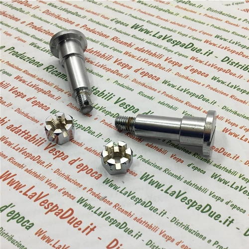 PAIR OF CHROME BOLTS WITH NUTS FOR FIXING THE ENGINE CROSSBEAM TO THE FRAME FOR VESPA 98 V98T 125 V1T