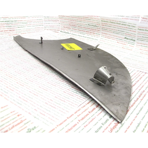 Panneau latéral gauche complet pour Vespa 98, 125 et 150 (modèles V1T, V15T, V98T, V30T, V33T, VM1T, VM2T, VN1T, VN2T et VU1T) de 1946 à 1958