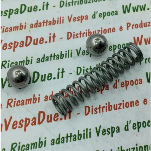 REINFORCED SPRING MOUNTING KIT + 2 BALLS FOR SECONDARY SHAFT GEAR CROSSBEARING FOR VESPA 50 NLR SS SPECIAL 90 SS 125 PRIMAVERA ET3 PK XL XL2 ro 150110