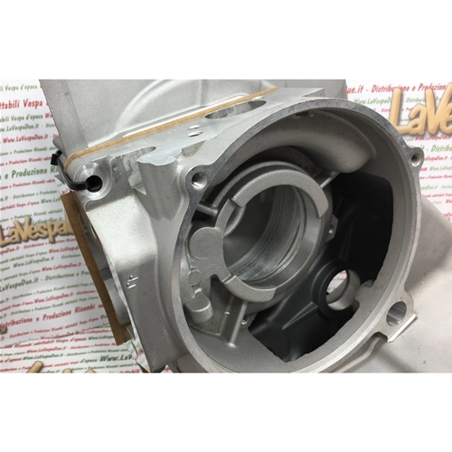 COPPIA CARTER MOTORE 26482024 PINASCO MASTER PER VESPA PX 125 T5