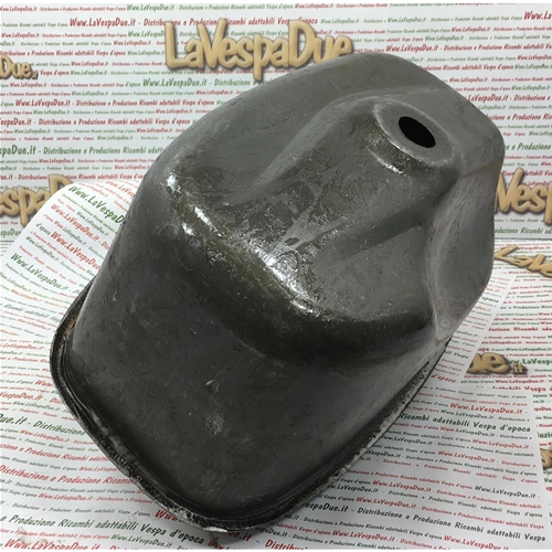 Réservoir de carburant avec bouchon pour VESPA 160 GS, 180 SS, 180, 200 RALLY, adaptable à toutes les VESPA 125, 150, 160, 180, 200 PX et PE.