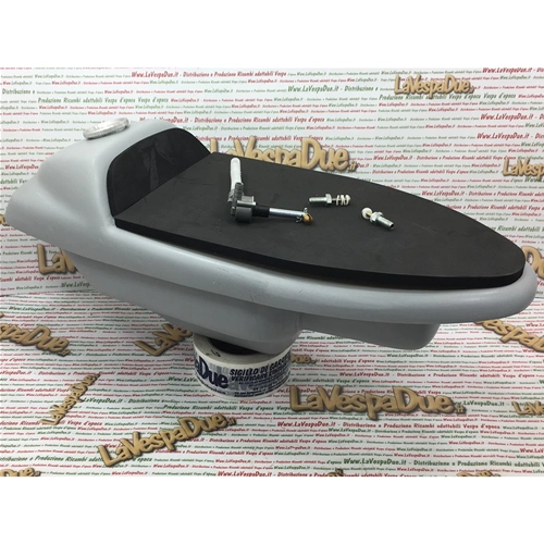 Selle avec réservoir de carburant intégré de 7,5 litres pour Vespa 6 Sei Giorni et Sport, compatible avec Vespa 50, 90 et 125 NLR Special Primavera ET3
