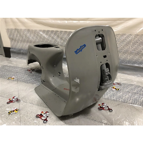 Neuer LML-Komplettschutzrahmen, passend für VESPA PX PE 125, 150 und 200 ab Baujahr 1998 mit Motorhaubenöffnung unter dem Sitz