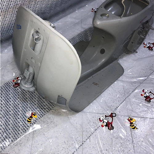 Neuer LML-Komplettschutzrahmen, passend für VESPA PX PE 125, 150 und 200 ab Baujahr 1998 mit Motorhaubenöffnung unter dem Sitz