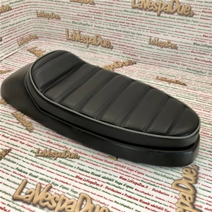 Schwarzer SPORT-Sattel für VESPA 50 90 NLR SPECIAL 125 PRIMAVERA ET3