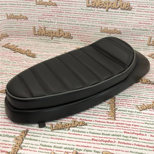 Schwarzer SPORT-Sattel für VESPA 50 90 NLR SPECIAL 125 PRIMAVERA ET3