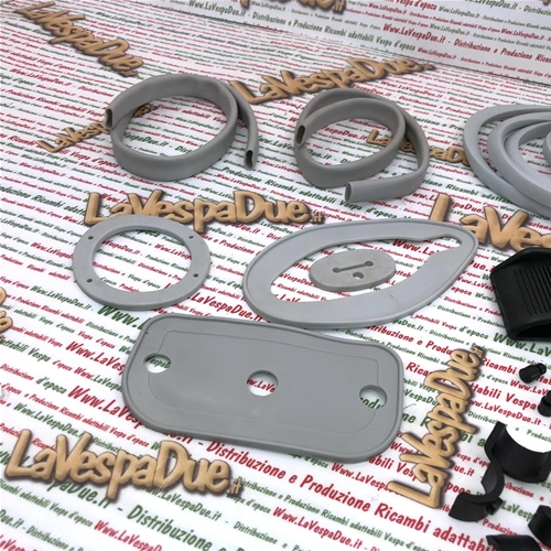 Complete gasket kit set of 25 grey rubber parts for VESPA 125 150 VM VN VL VB1 LOW HEADLIGHT OSTRICH
