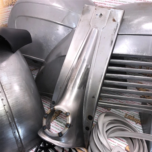 Complete kit of sheet metal to transform the bodywork of a VESPA PX PE 80 125 150 200 into a VESPA GS 160 style