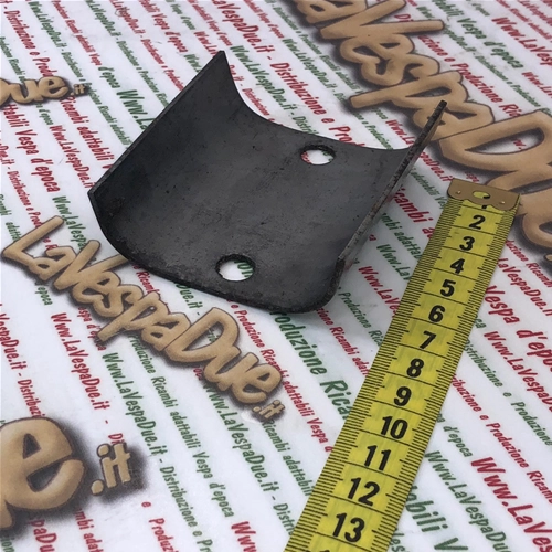 Reinforcement bracket inside central tunnel for wheel carrier support for VESPA 50 NRL SPECIAL SS 90 SS 125 PRIMAVERA ET3 NEW