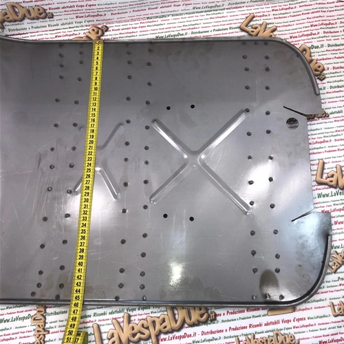 Pedana con parte di scudo lunga 90 cm per VESPA 125 150 VNB2T VNB3T VNB4T VNB5T VNB6T VBB2T dal 1961 al 1965