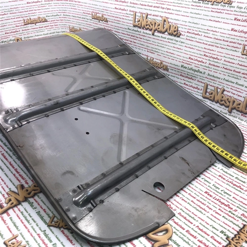 Pedana con parte di scudo lunga 90 cm per VESPA 125 150 VNB2T VNB3T VNB4T VNB5T VNB6T VBB2T dal 1961 al 1965