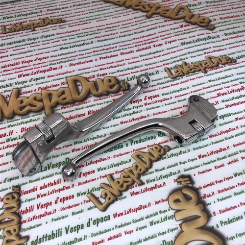 Pair of adjustable sports levers in polished aluminum for brake and clutch with cable adjusters for VESPA 125 150 VNB VBB models from the 60s