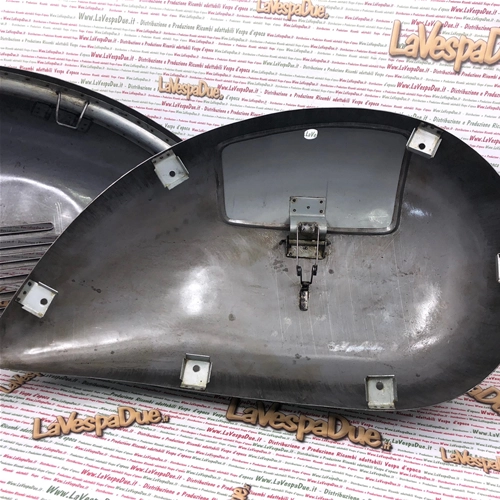 Pair of iron side covers for VESPA 150 GS VS2T VS3T right and left