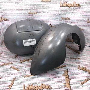 Paar eiserne Seitenabdeckungen für VESPA 125 150 ACMA 1950, rechts und links
