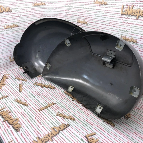 Paar Seitendeckel aus Eisen für VESPA 150 GS VS4T VS5T, rechts und links