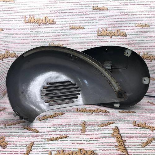 Paar Seitendeckel aus Eisen für VESPA 150 GS VS4T VS5T, rechts und links