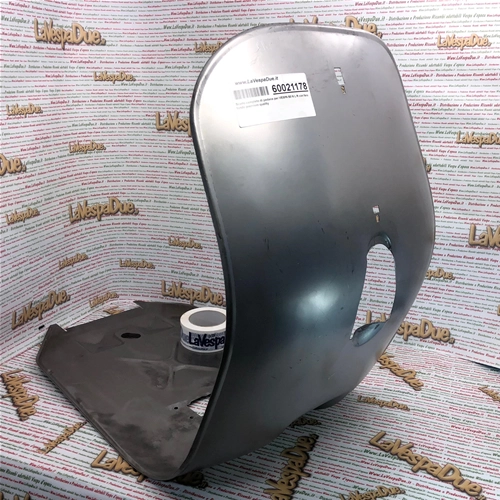 Scudo completo di pedana per VESPA 50 N L R 125 PRIMAVERA ET3 Premium Quality qualità Italiana lamiera 10\10 1 millimetro