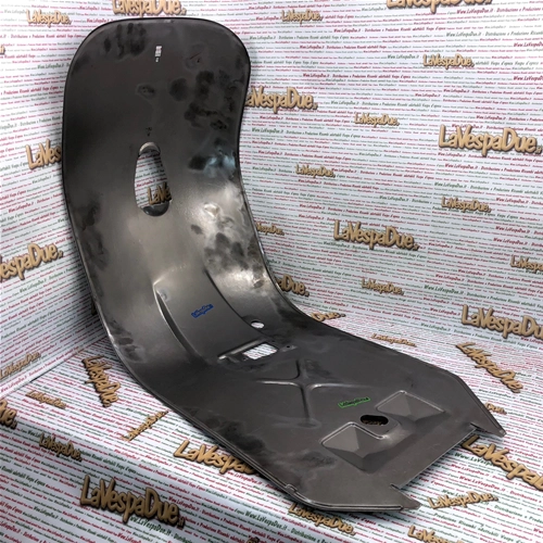 Scudo completo di pedana per VESPA 50 N L R 125 PRIMAVERA ET3 Premium Quality qualità Italiana lamiera 10\10 1 millimetro