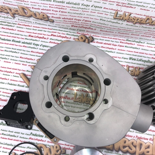 CULASSE PINASCO 26031907 AVEC CYLINDRE EN ALUMINIUM POUR VESPA 160 GS 180 SS 225
