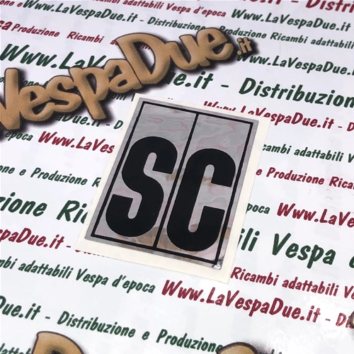 SC-Klebeschriftzug für den hinteren Kotflügel des Piaggio CIAO SC auf Aluminiumblech