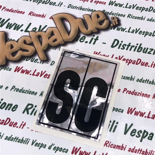 SC-Klebeschriftzug für den hinteren Kotflügel des Piaggio CIAO SC auf Aluminiumblech