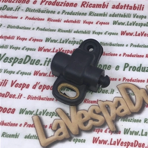 Small black NC brake stop button switch for Vespa 125 VNB1 150 VBA VBB1 VGLA GL GS VS4 VS5 160 GS 180 SS from 0024700 adaptable to 12 volt systems Vespa 125 Super GT TS 150 Super Sprint Veloce 180 SS 0024701 Rally ro 181637 093722 082775
