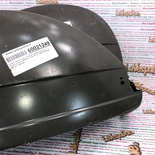 Pair of original Piaggio iron hoods, old stock, for VESPA PX 125 T5 ro 226145 226142 2261427 2261456