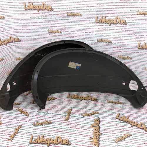 Pair of original Piaggio iron hoods, old stock, for VESPA PX 125 T5 ro 226145 226142 2261427 2261456