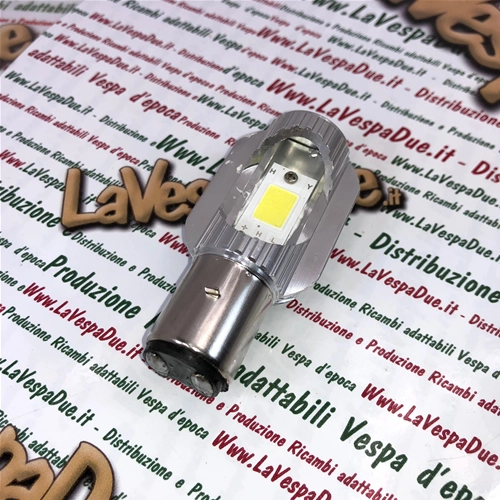 Ampoule LED type BA20D 12 W 8 - 32 Volts 1050 Lumens, température de couleur 6500 K pour VESPA, Lambretta, Ape et divers modèles 50, 125, 150, 160, 180 et 200