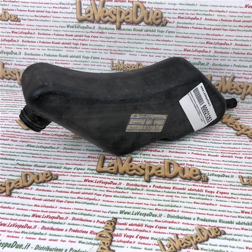 Original Piaggio fuel tank, unused, for PIAGGIO 50 BOXER moped, part number 149245
