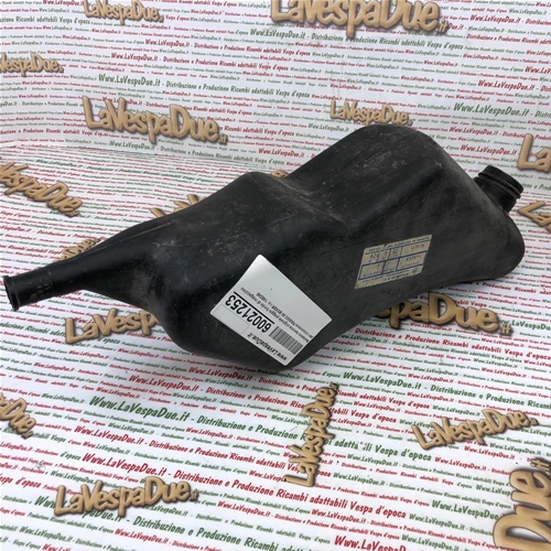 Original Piaggio fuel tank, unused, for PIAGGIO 50 BOXER moped, part number 149245