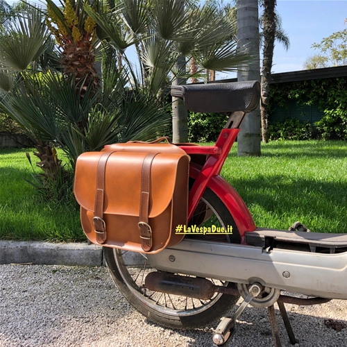 Heckseitentaschen aus braunem Kunstleder für PIAGGIO CIAO SI BOXER BRAVO Mopeds