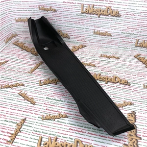 Originale Piaggio-Fußmatte rechts, Lagerware, für VESPA 125 150 200 COSA 2 Trittbrett, Teilenummer 253483