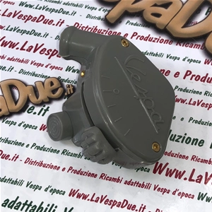 Interruptor de luces de 3 posiciones para VESPA 125 VM2T VN1T VN2T de 1954 a 1957 y 150 VL1T VL2T de 1955 a 1956. Número de pieza: 0211102.