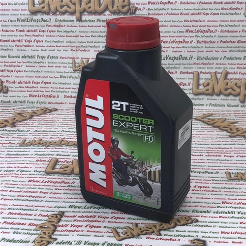 MOTUL SCOOTER EXPERT 2T TECHNOSYNTHESE Wettbewerbsmischungsöl für VESPA SCOOTER 2-Takt-Gemisch Minimiert Rauch und Ablagerungen