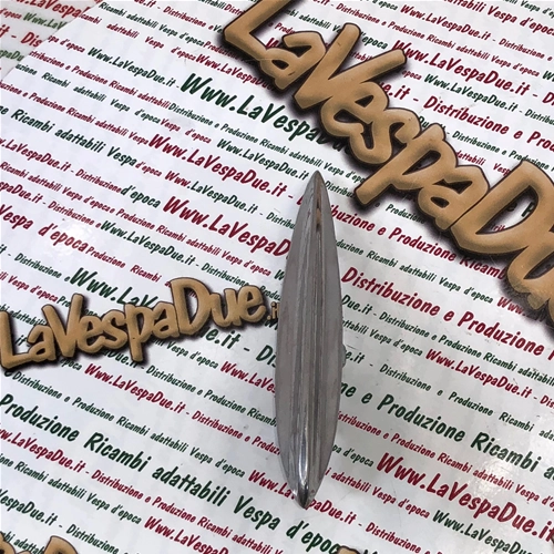 Kotflügel-Emblem, hergestellt in Italien, für Vespa 150 VL1T VL2T VL3T VB1 - VESPA GS 150 VS1T VS2T VS3T VS4T VS5T, Lochabstand 60 mm, ro 023585