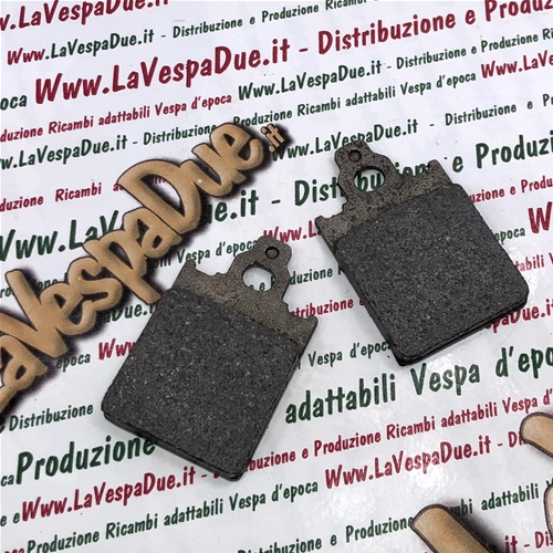 Plaquettes de frein avant ELITE ORGANIC BE NEWFREN pour VESPA 125 150 200 PX à partir de 1998, pour un freinage puissant et modulable.