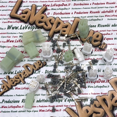 Jeu de 4 supports de connecteurs électriques type 090 à 2, 3, 4 et 6 broches, avec connecteurs et caoutchoucs, pour diverses applications et modifications du système électrique des Vespa Ape et Lambretta.