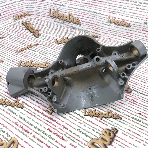 Parte inferior de la carcasa del manillar LML para VESPA PX 80 125 150 200 PE a partir de 1981, modelos con freno de tambor delantero ro 563789 244255 2442555