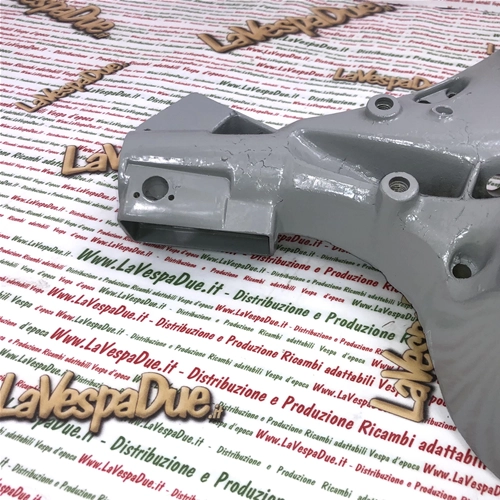 Parte inferior de la carcasa del manillar LML para VESPA PX 80 125 150 200 PE a partir de 1981, modelos con freno de tambor delantero ro 563789 244255 2442555