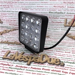 Projecteur carré additionnel universel IP67 10/30 V 48 W avec 16 LED couleur 6000 K et lentille en polycarbonate pour applications sur bouclier et arceau de sécurité