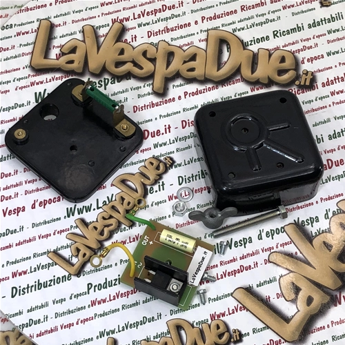 Kit redresseur pour Vespa 125 VNB1 Super GT 150 Super Sprint VBB1 GL 180 SS 200 Rally, comprenant une carte électronique, un régulateur de courant et un dissipateur thermique.