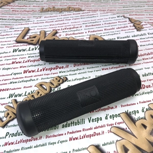 Paar schwarze, gepunktete Griffe für VESPA 125 V1T V15T V30T A V33T VM1T VM2T VN1T VN2T VU1T U APE 125 A 150 B AB Italienisches Produkt ro 012153