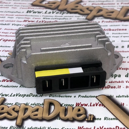 Régulateur de tension d'origine Piaggio 12 V 20 Ah à 3 broches pour VESPA PK 50 125 S SS XL XL2 ETS PX 80 125 150 200 PE PX E Lusso T5 APE ro 161639 1616395